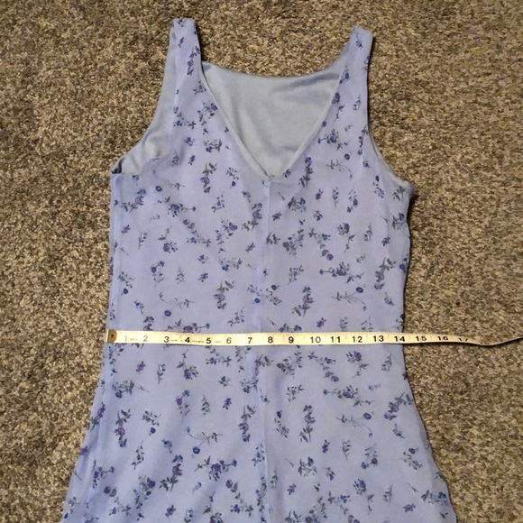 Pale Blue Floral Dress - Picture 3 of 4